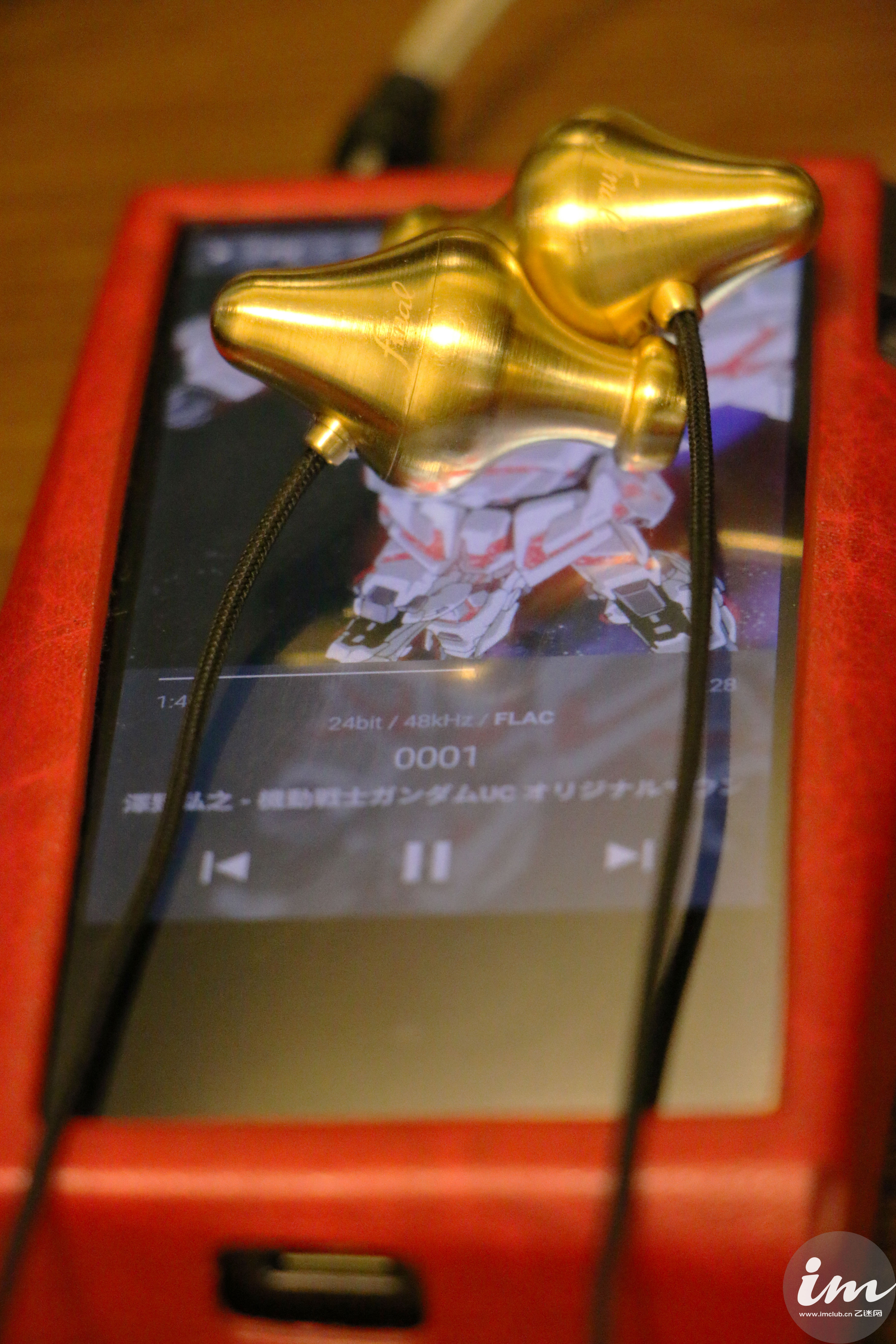 公认最强低音耳塞,目前最顶级的耳塞