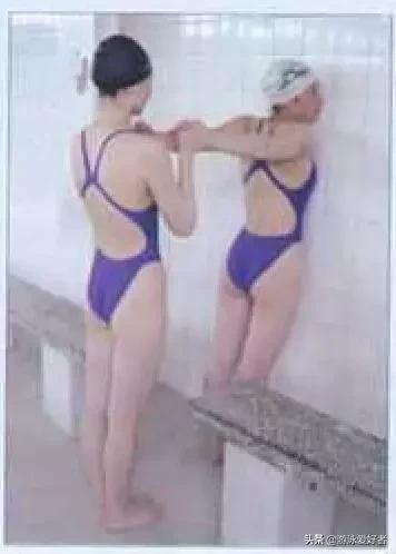 提高自由泳游泳速度训练方法,儿童短期如何提高游泳成绩