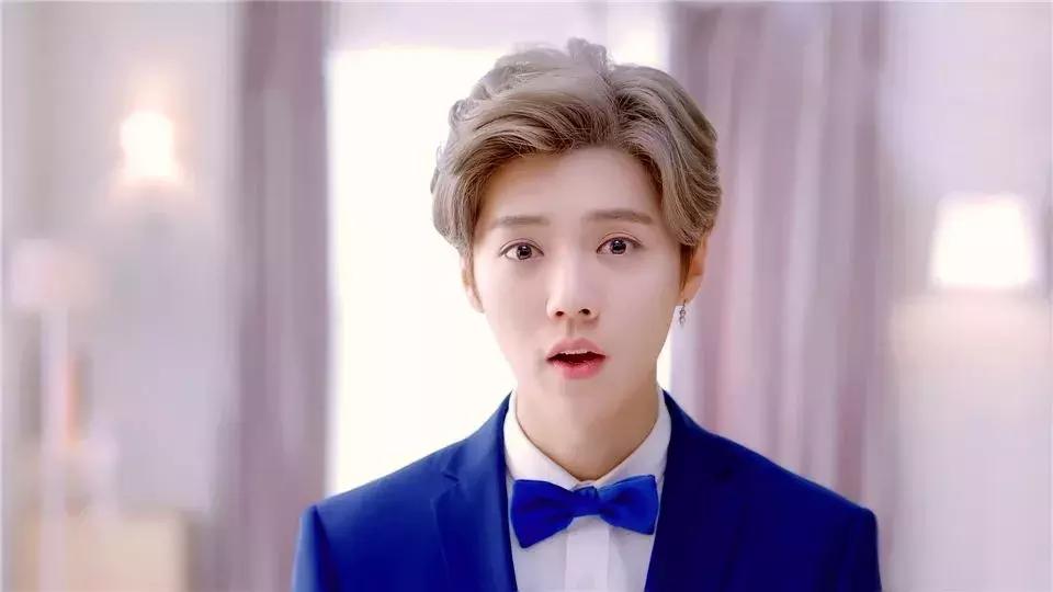 宁可晒死不打伞直男,宁可晒死不打伞的直男