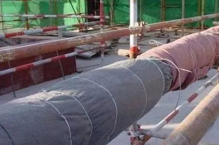 冬季混凝土浇筑完成多久开始养护,冬季混凝土浇筑多久后可以回填土