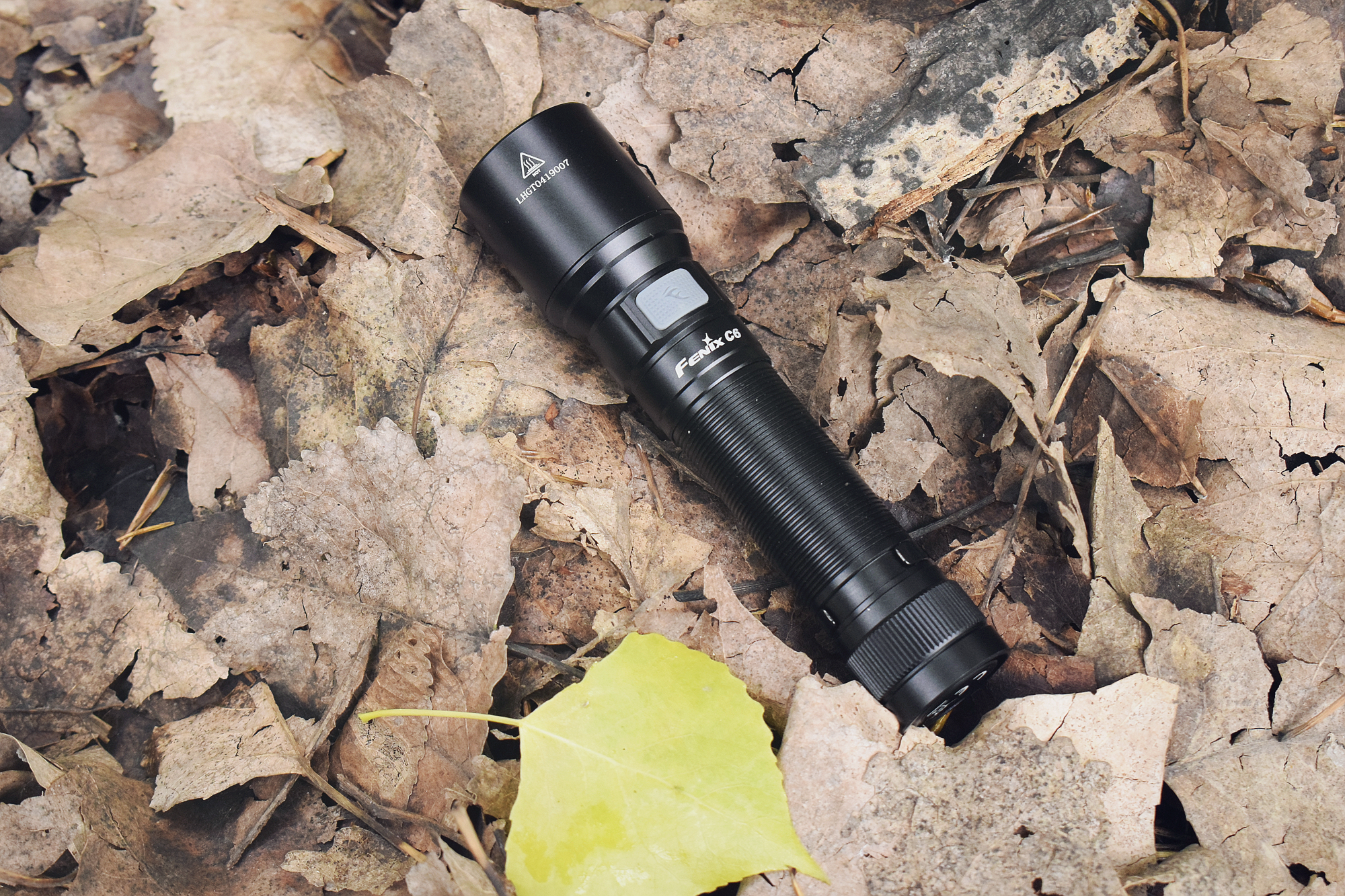 全面升级进化之作！Fenix菲尼克斯C60V3.0手电赏评