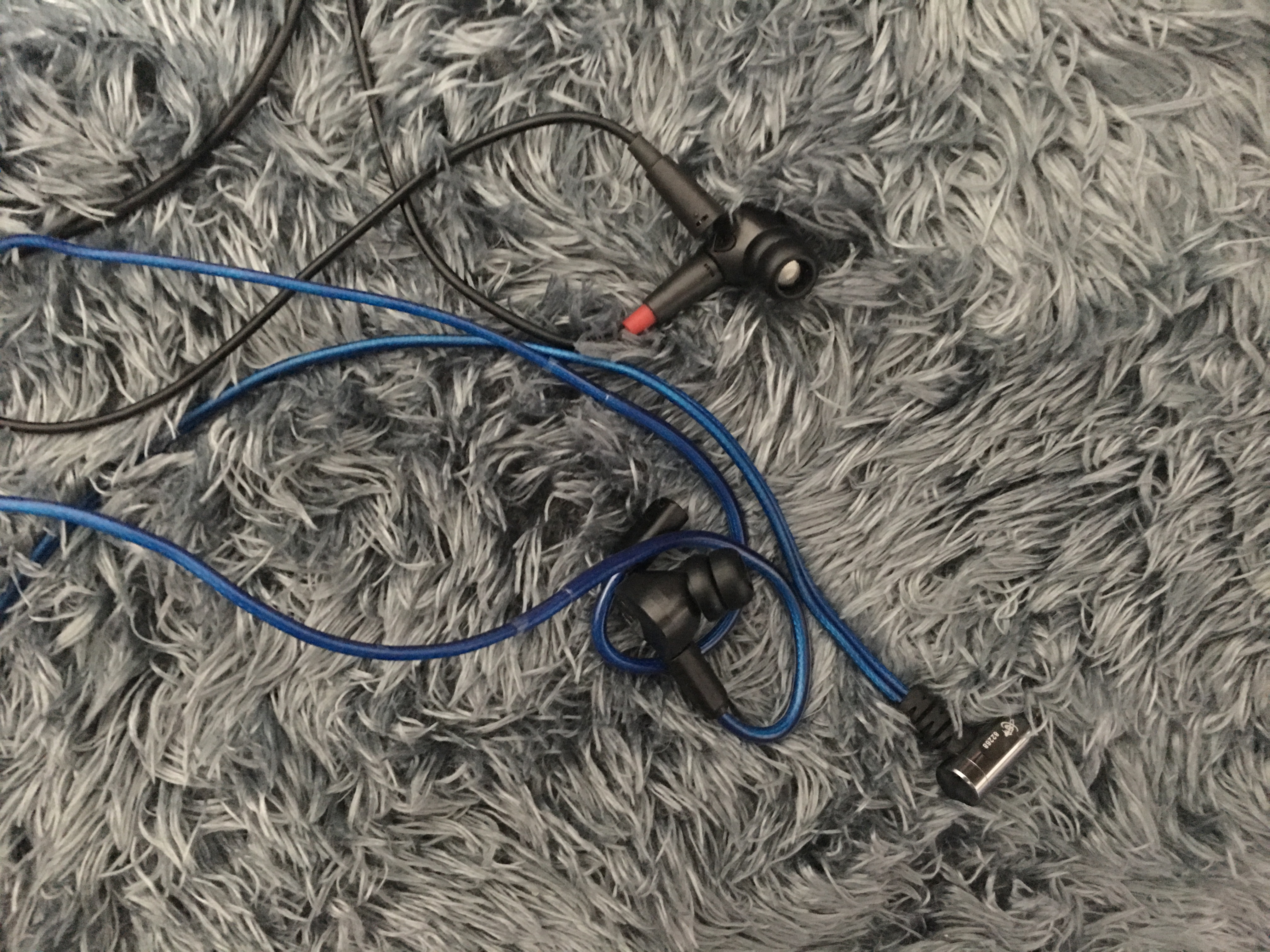 ie80s、se846、W40泽丰涅槃二NirvanaⅡ冷冻单晶铜镀银升级线评测