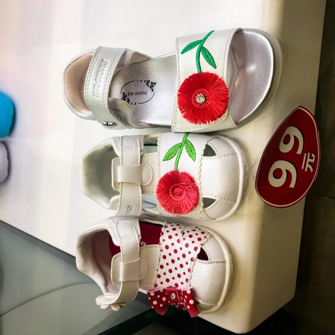 儿童哪一款凉鞋最好,哪个牌子的儿童凉鞋好穿推荐