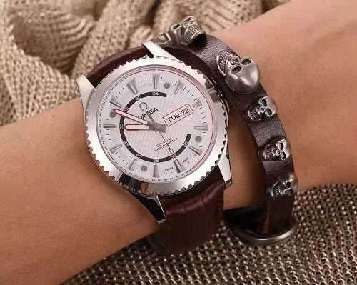 欧米茄售后划痕修复价格,欧米茄手表保养正规维修中心