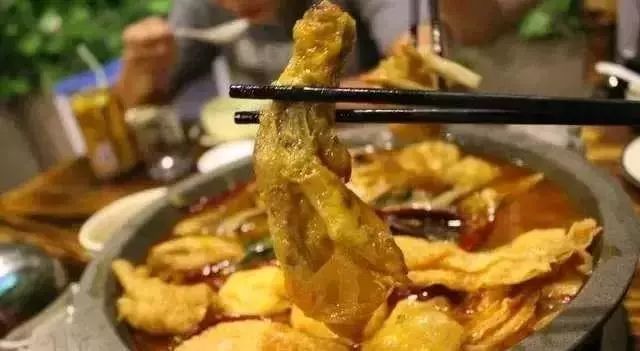 南宁最好吃的田螺煲,南宁田螺鸭脚煲