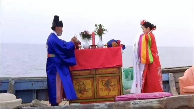 图解电影《弓》,从未见过如此独特的少女*处破**方式