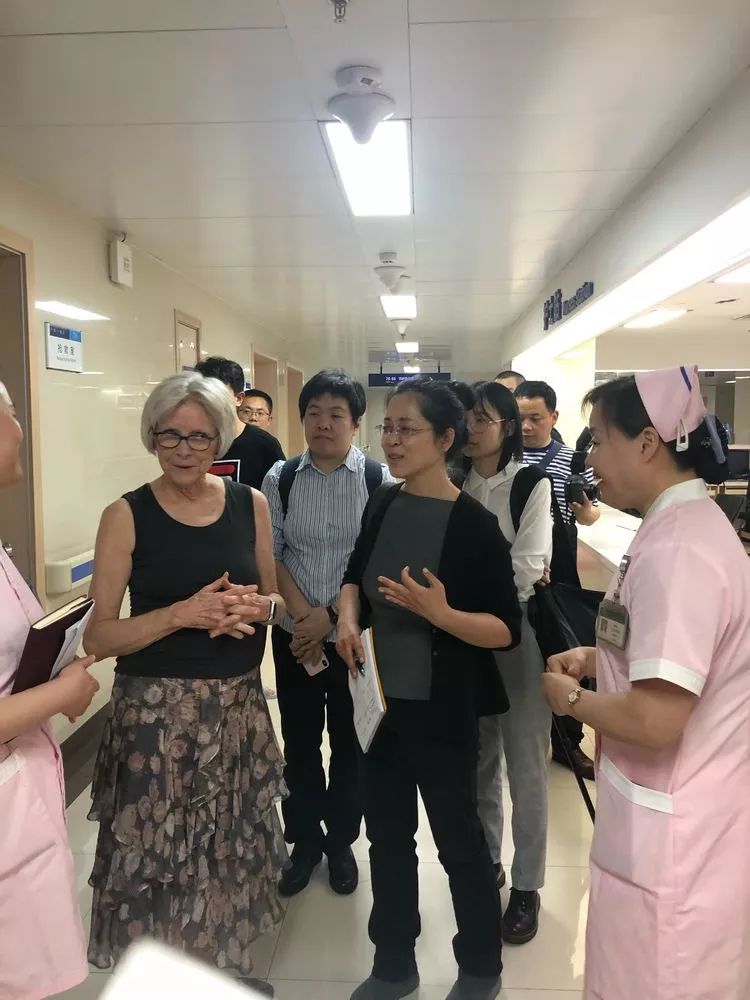 关于母乳喂养的感人故事,母乳喂养的感人事件