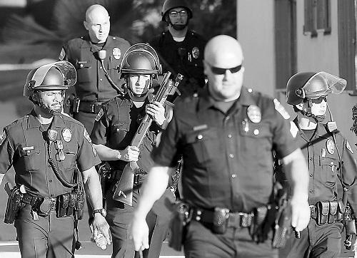 美国一家三口被杀灭门案,美国一家三口灭门案真实事件