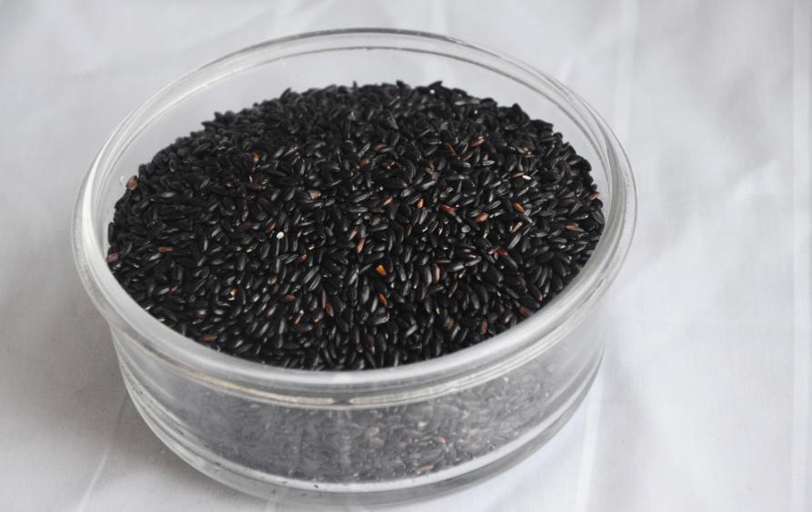 蒸黑米易烂的窍门,黑米大米饭怎么蒸软