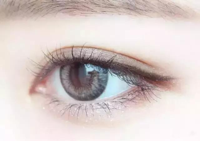 单眼皮内双眼妆教程,单眼皮小内双眼妆教程老虎盘