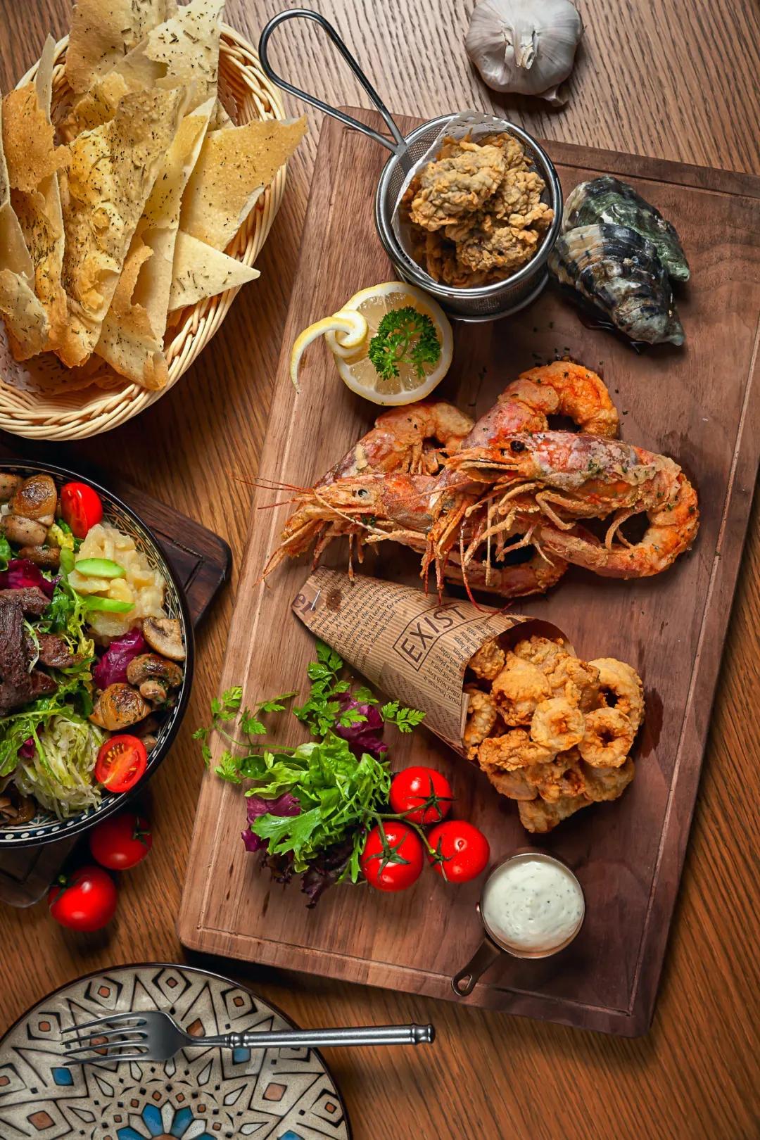 屁屁猩拍了拍你，并递出一张50团100代金券