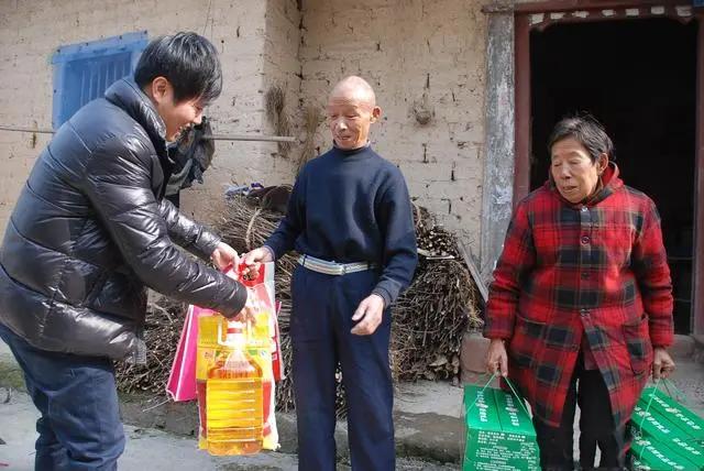 鄂州小林珠宝新店,鄂州小林商会副会长