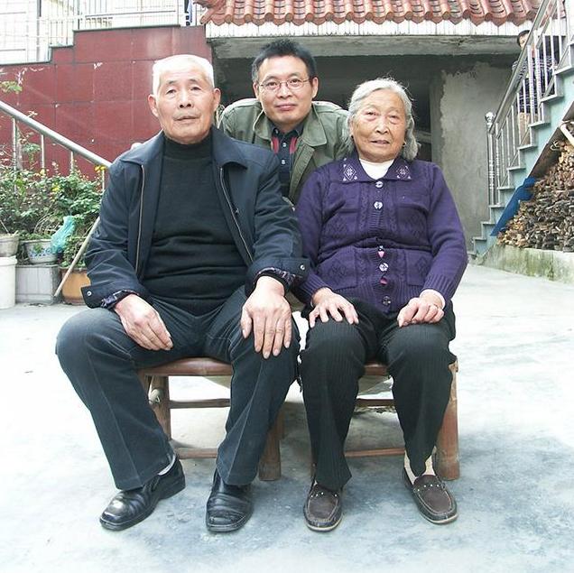 董卿讲麦家新书,麦家的作品究竟怎么样