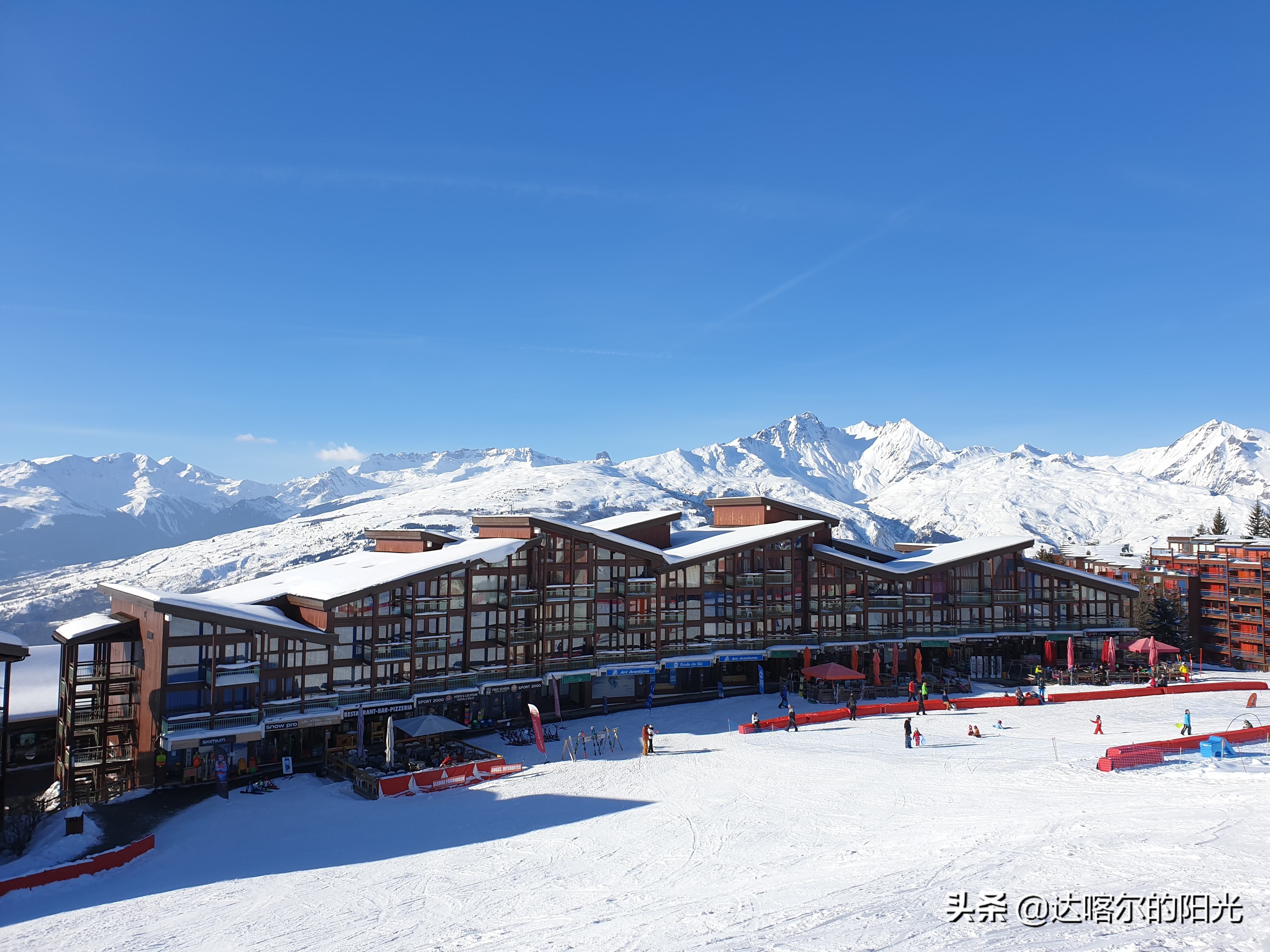 阿尔卑斯雪山滑雪,阿尔卑斯冰雪世界滑雪攻略