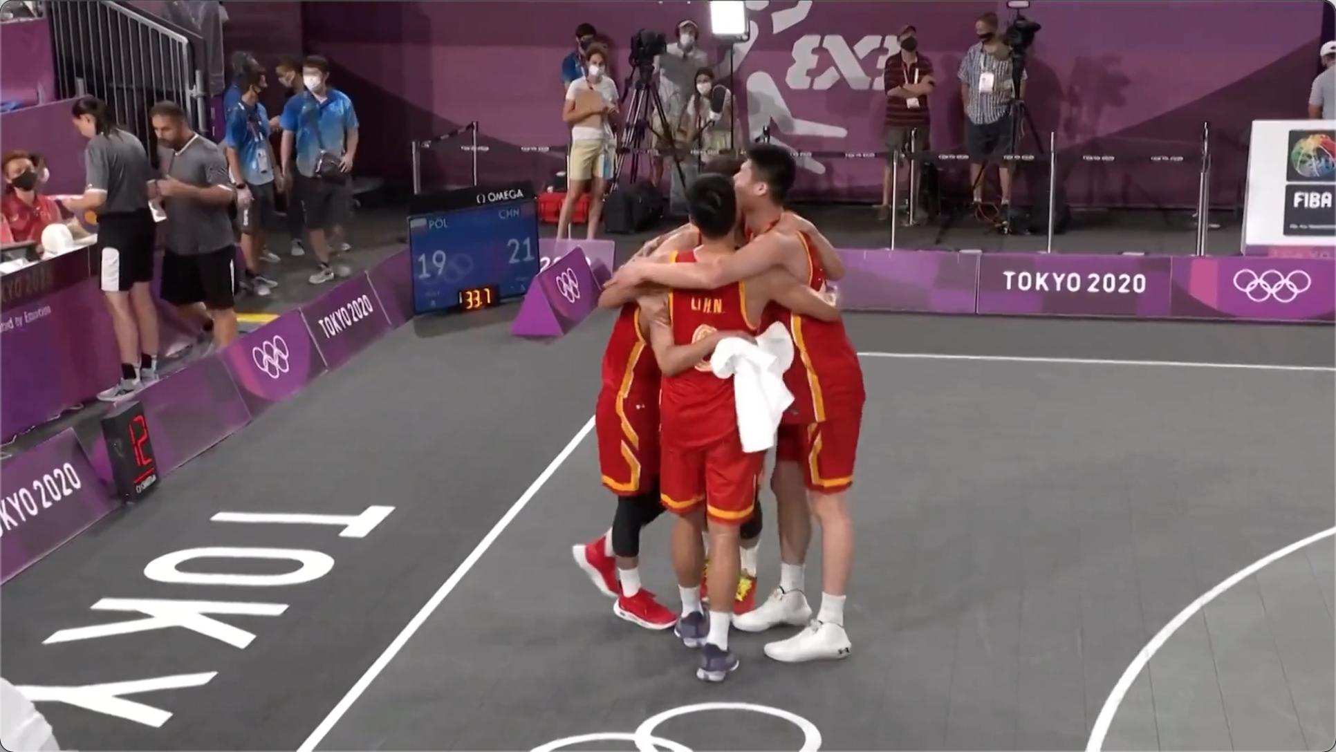 三分绝杀波兰,7秒远投绝杀波兰