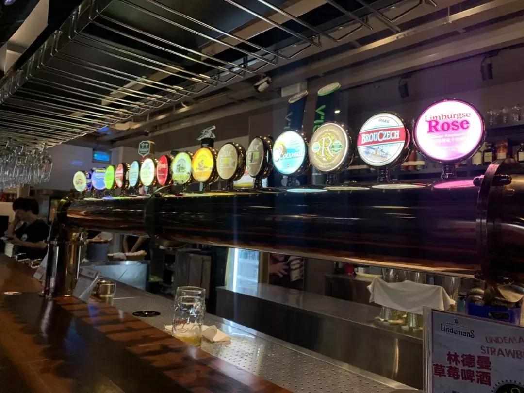 精酿啤酒市场面临哪些挑战和机遇,精酿啤酒发展趋势