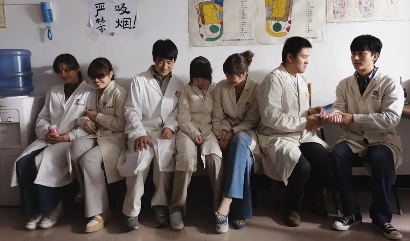 电影推拿的结局寓意,推拿可以看出命运