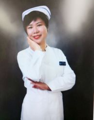 给患者插入导尿管,固定位置很重要