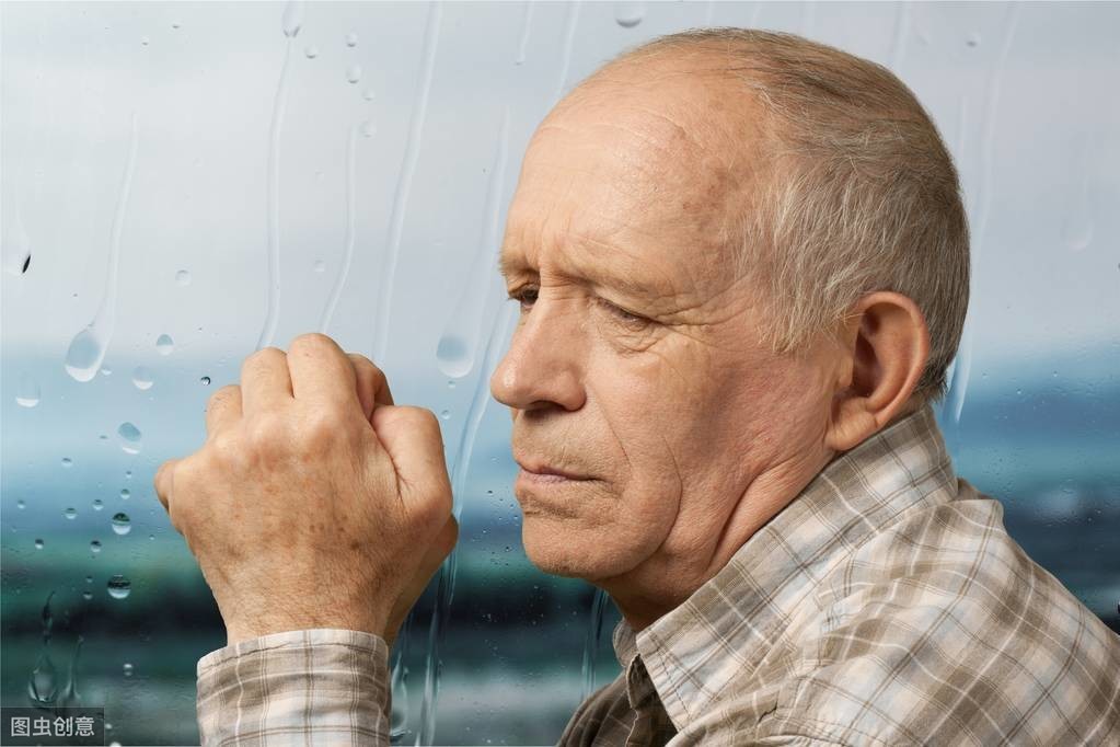 梅毒发作精神病,梅毒症状多久会发展成艾滋