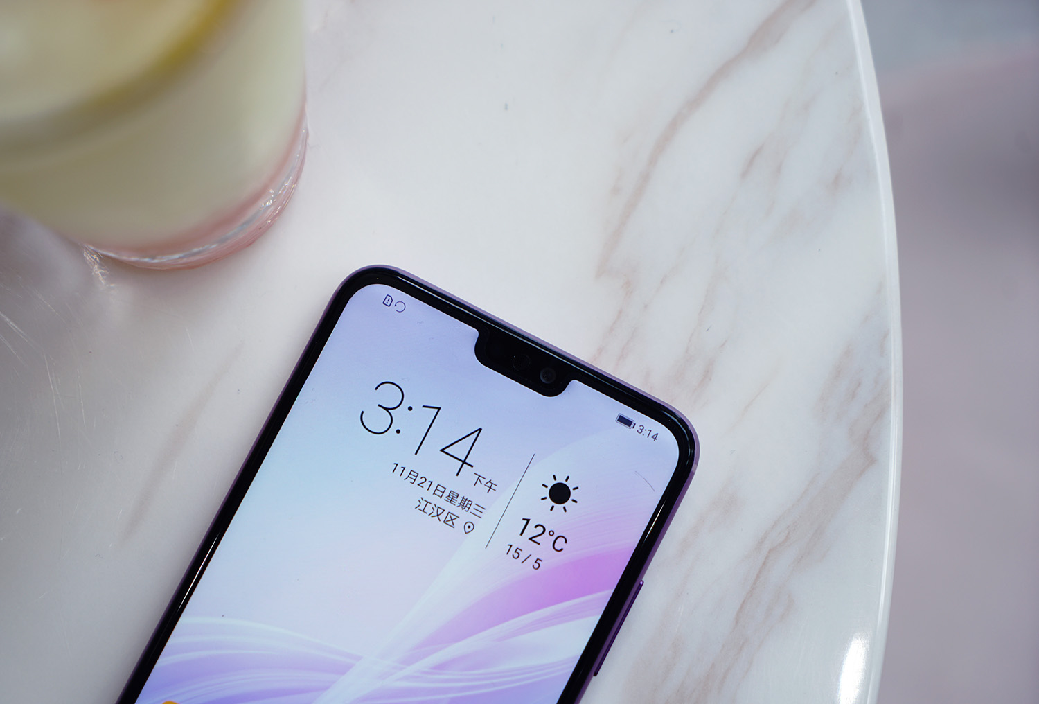 荣耀8x梦幻紫男生用,荣耀8x刚出有什么颜色