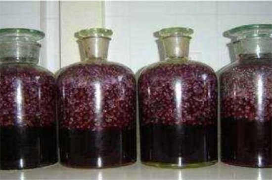 自制果酒哪种水果做的酒好喝,纯粮酒泡制各种果酒的制作方法