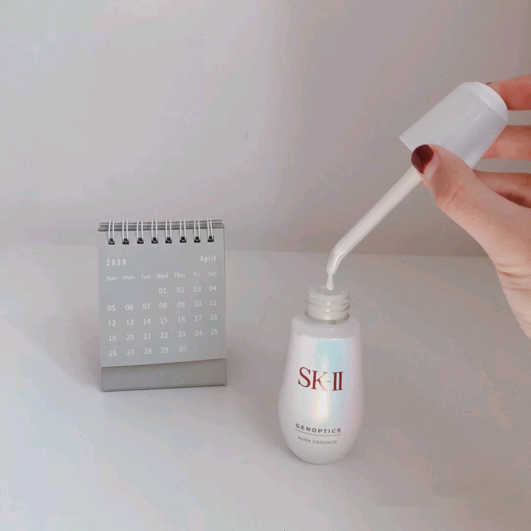 想美白用水乳还是精华,想美白用什么大牌水乳