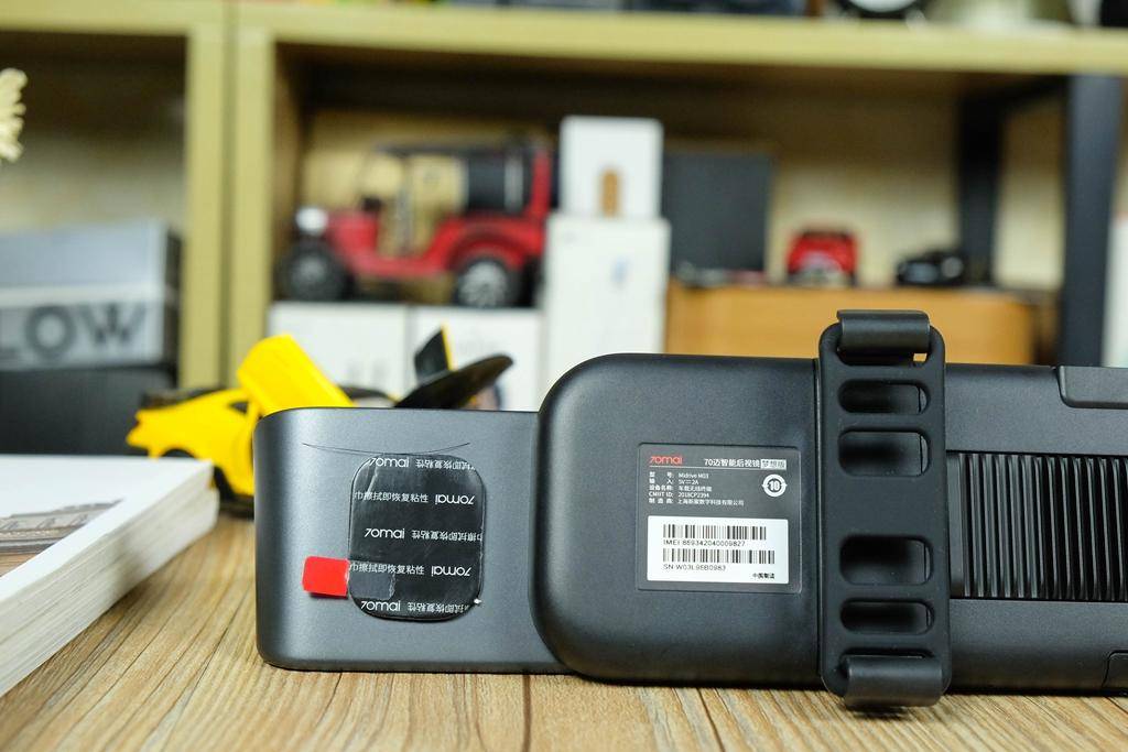 70迈和360哪款后视镜行车记录仪好,70迈智能行车后视镜梦想版