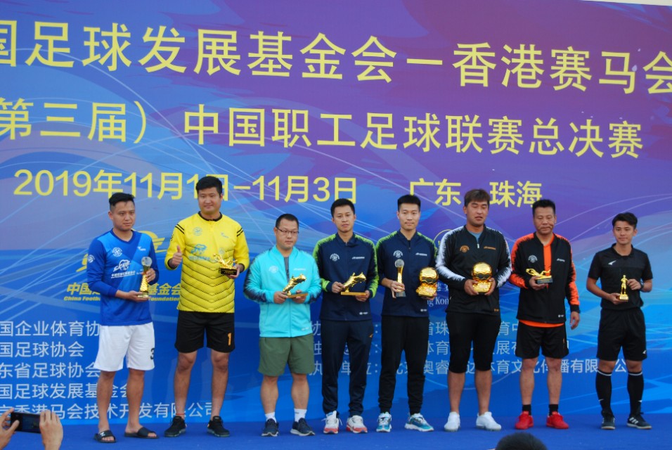 一切动力来源于仇恨,一切的动力来自于渴望