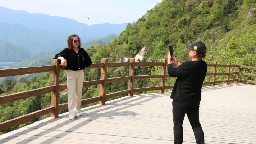 石台仙寓山附近哪里好玩,石台仙寓镇云里居