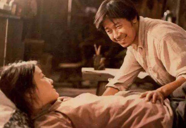 刘晓庆姜文再相聚视频,刘晓庆和陈佩斯开玩笑