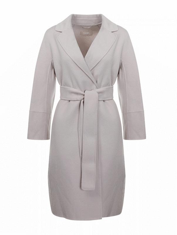 比起《女王的棋局》，女王的衣橱才是经典所在