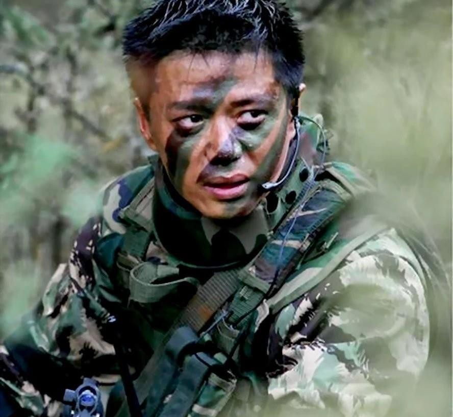 明星演唱会出现的军人,出演军人最好的四位明星