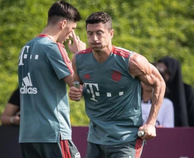 足坛球星最完美身体,足坛最帅的人c罗只排第五