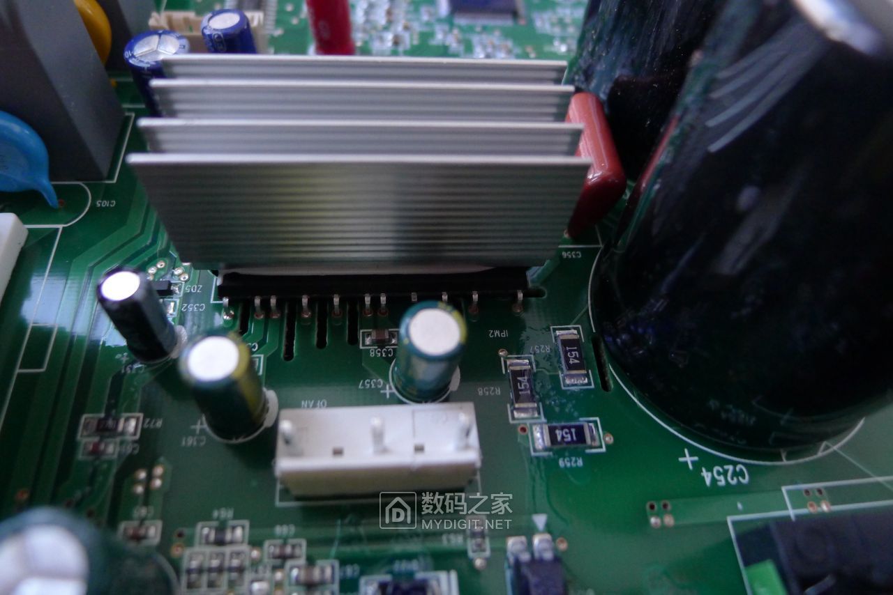 格力1.5匹空调拆解全过程视频,格力空调大1.5匹一级能效拆机视频