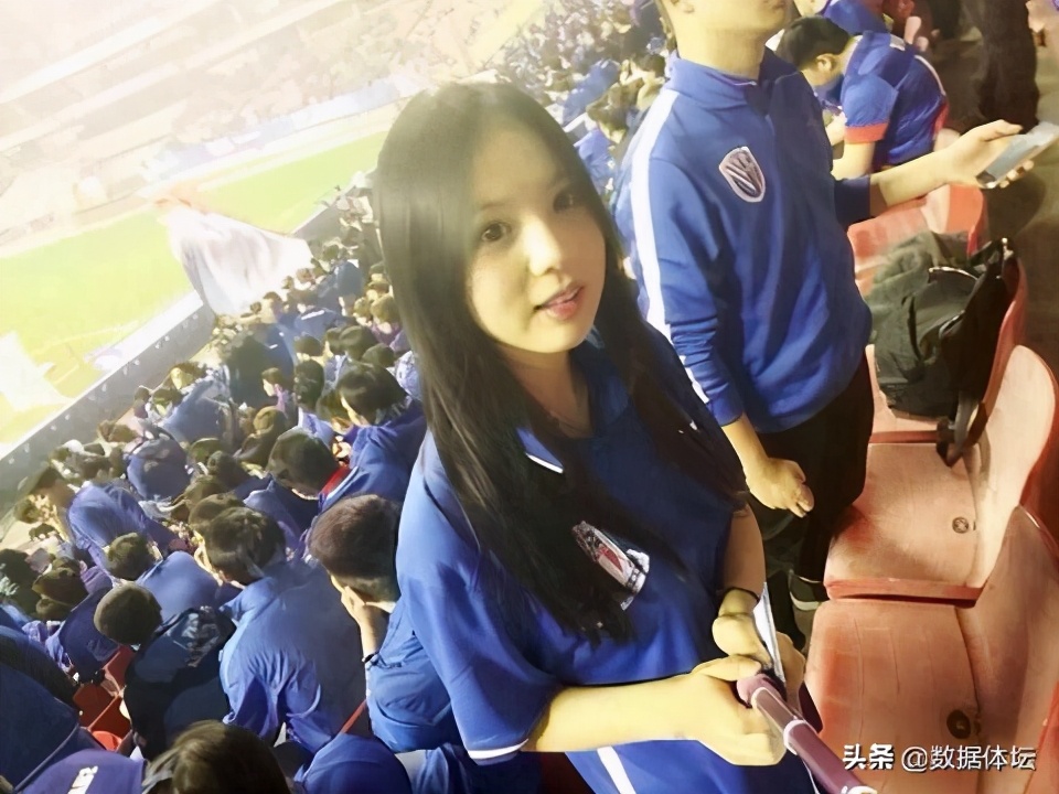 谁是那颗最亮的星——中超美女球迷盘点（上）