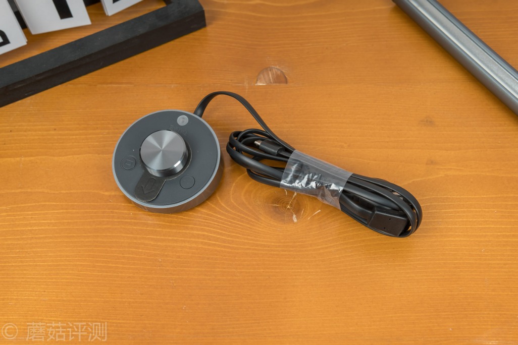 明基screenbarhalo怎么切换前后灯,明基screenbar和screenbarhalo