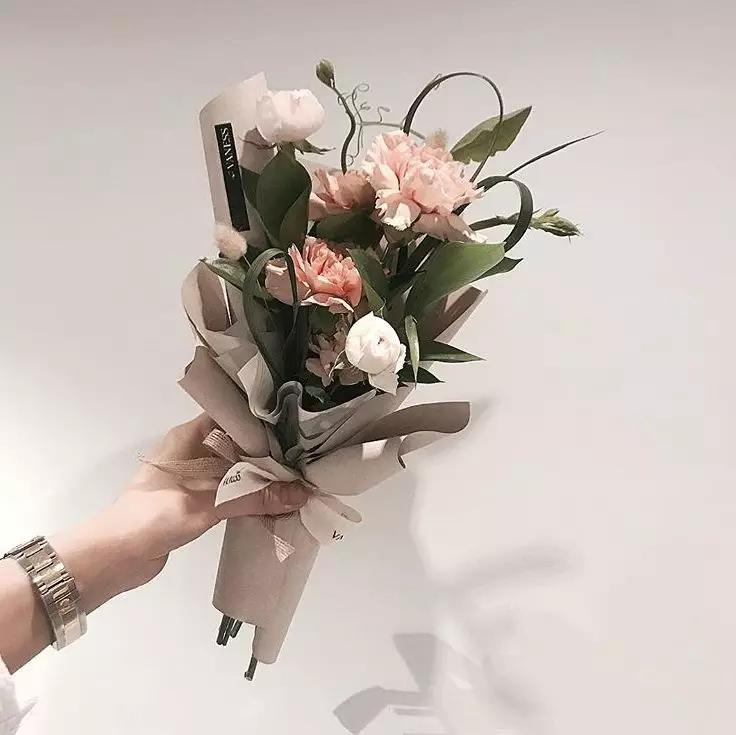 教师节康乃馨简单快速包花,教师节礼物手工制作康乃馨