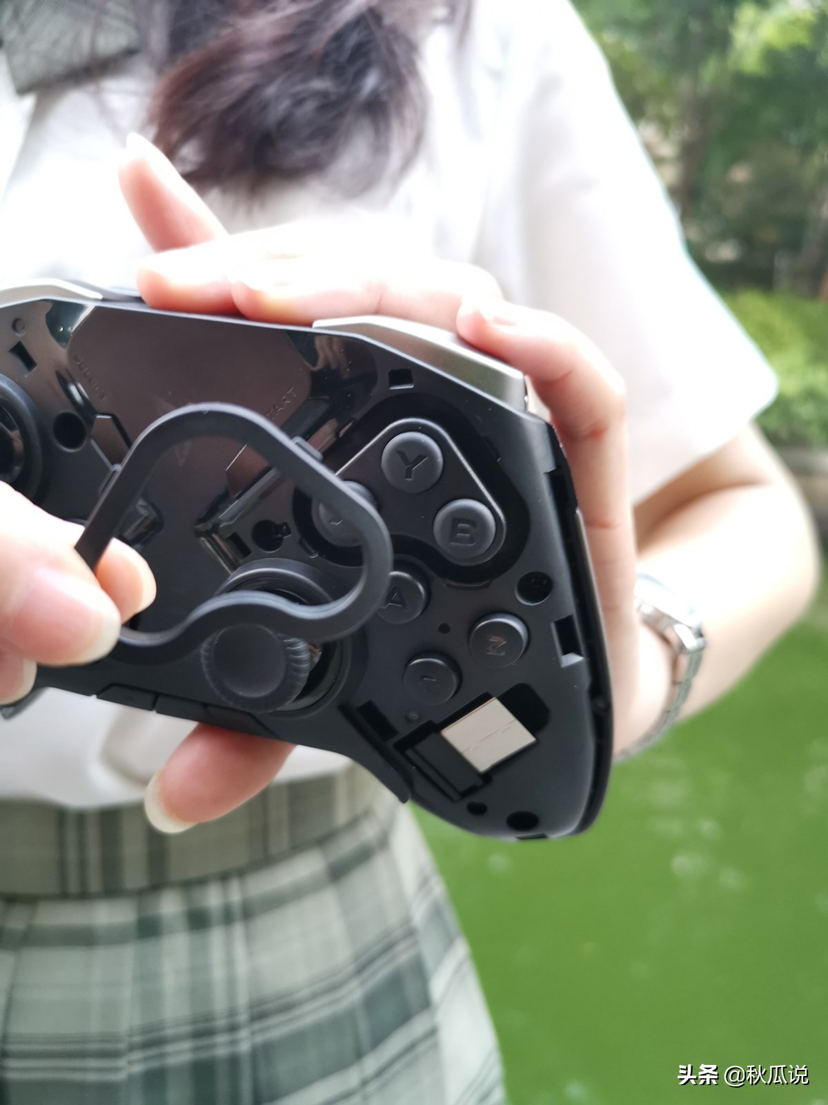 飞智八爪鱼拖动轮盘,飞智八爪鱼4如何放轮盘技能