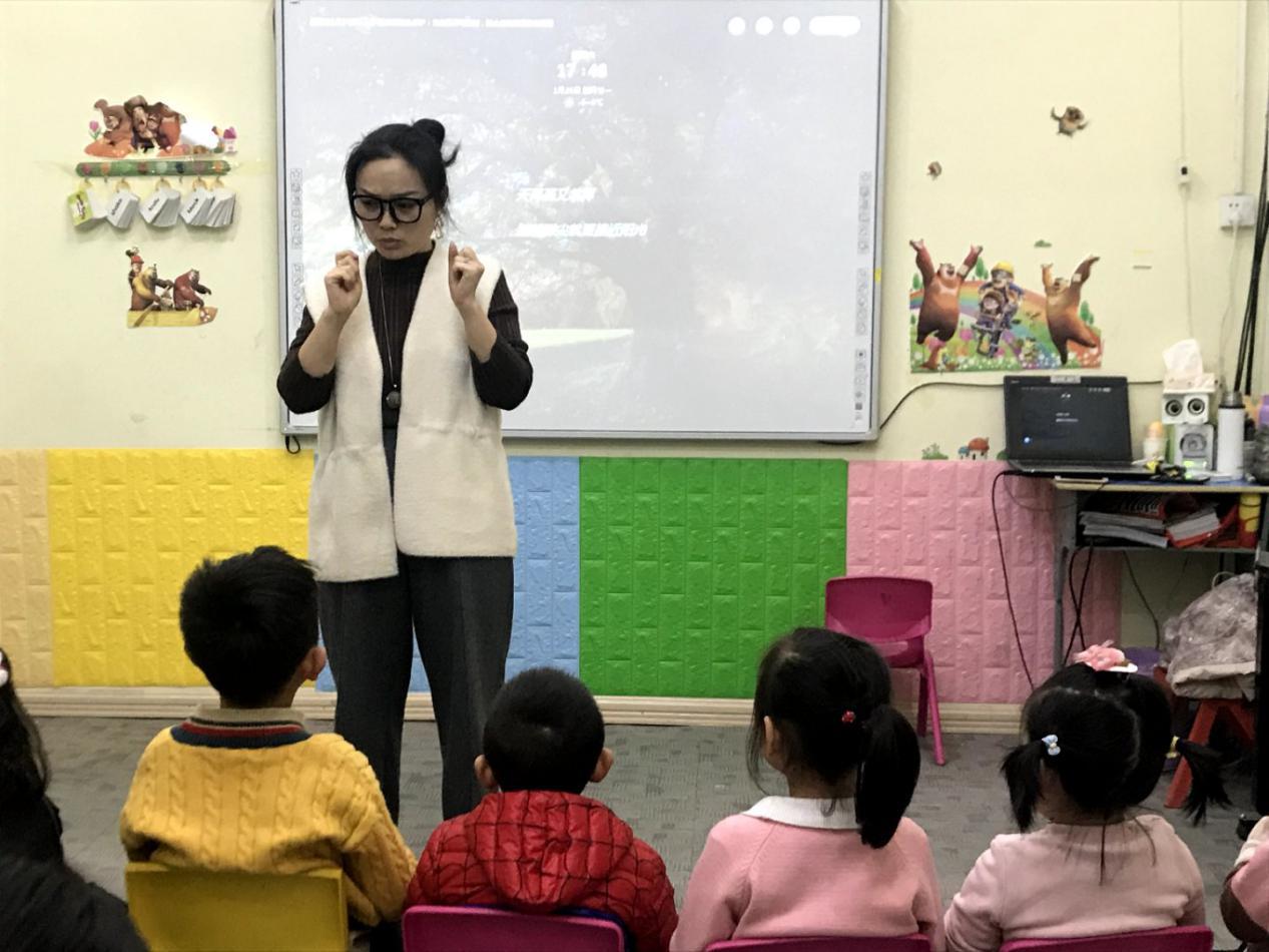 楂樺攼鍑开鍥介檯鏁欒偛涓績,鍑开鍥介檯鏁欒偛