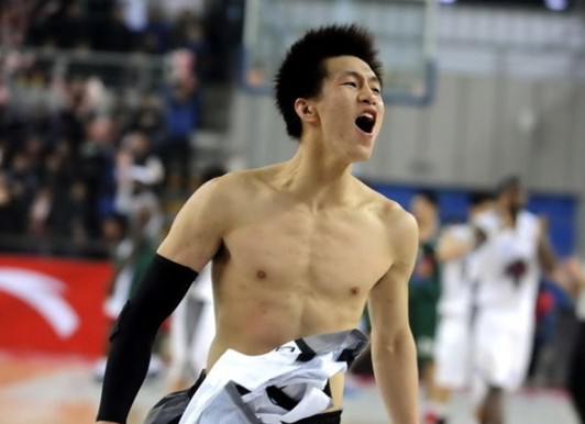 东北暴雪天有多猛视频火了,东北暴雪天有多猛热搜