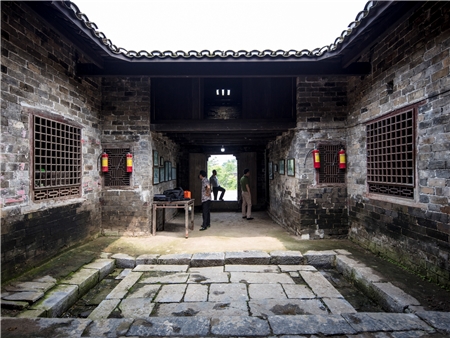 传统村落回头岭村 (中国传统古村落黄岭村)