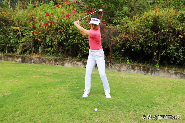 提问篮球问题技巧,怎样才能使球的发力更大