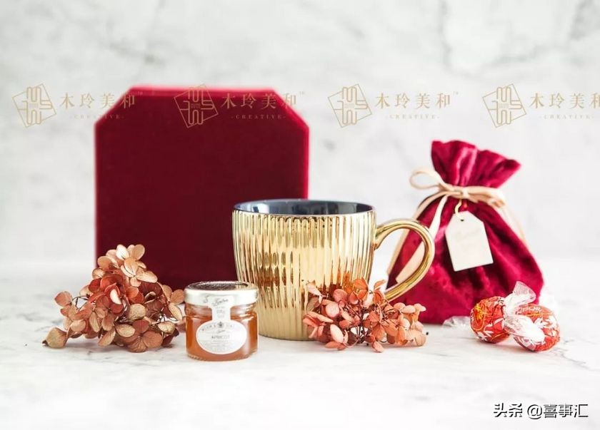 结婚用品女方陪嫁必买实用,新娘结婚服装必买