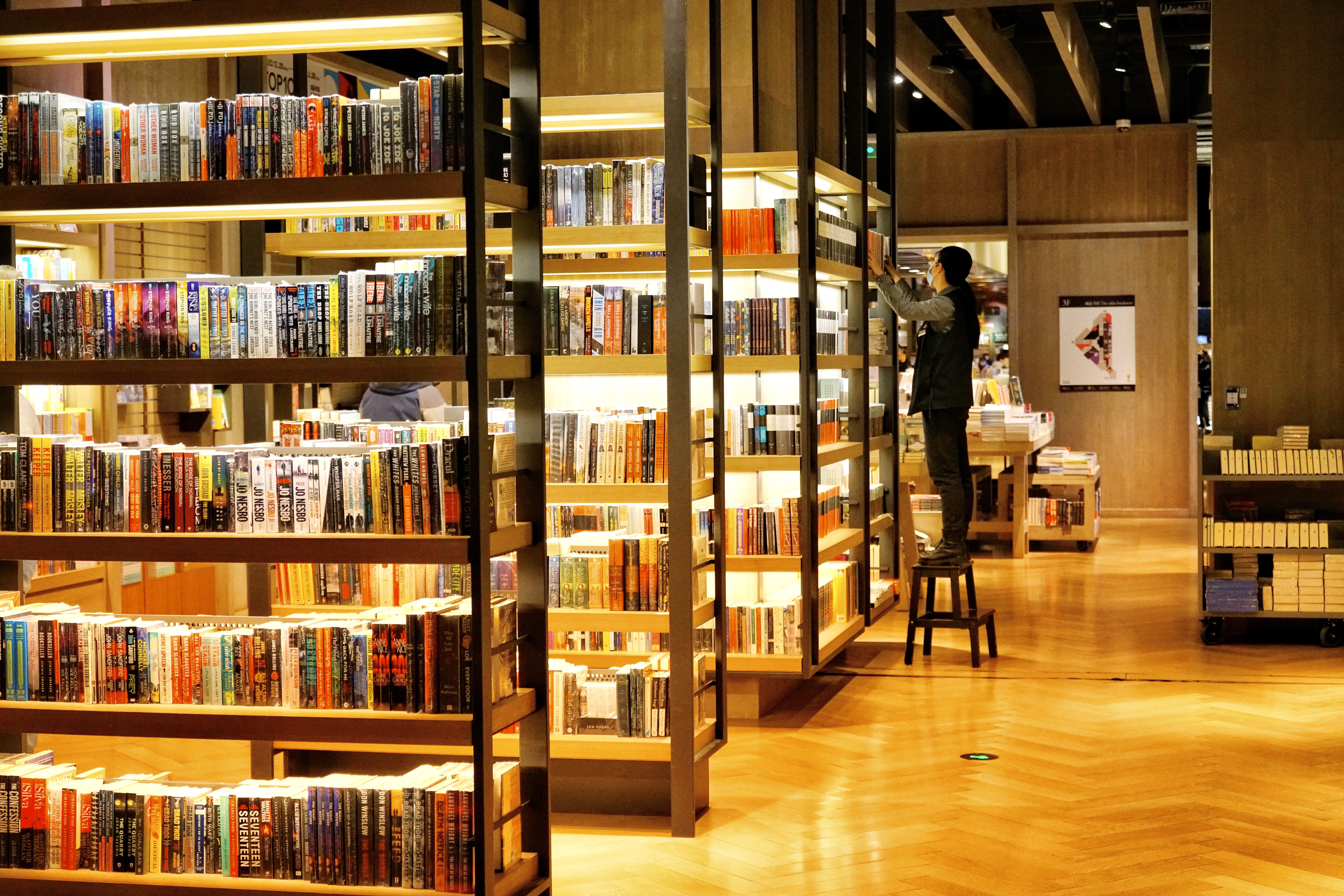 诚品生活苏州店办公室电话,苏州诚品生活有超市吗