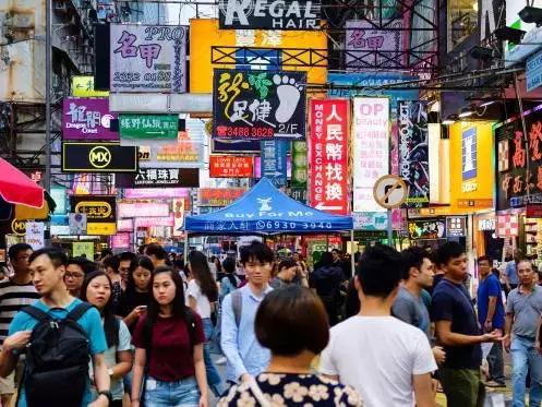 人山人海也是一种美丽风景,人山人海也是风景线