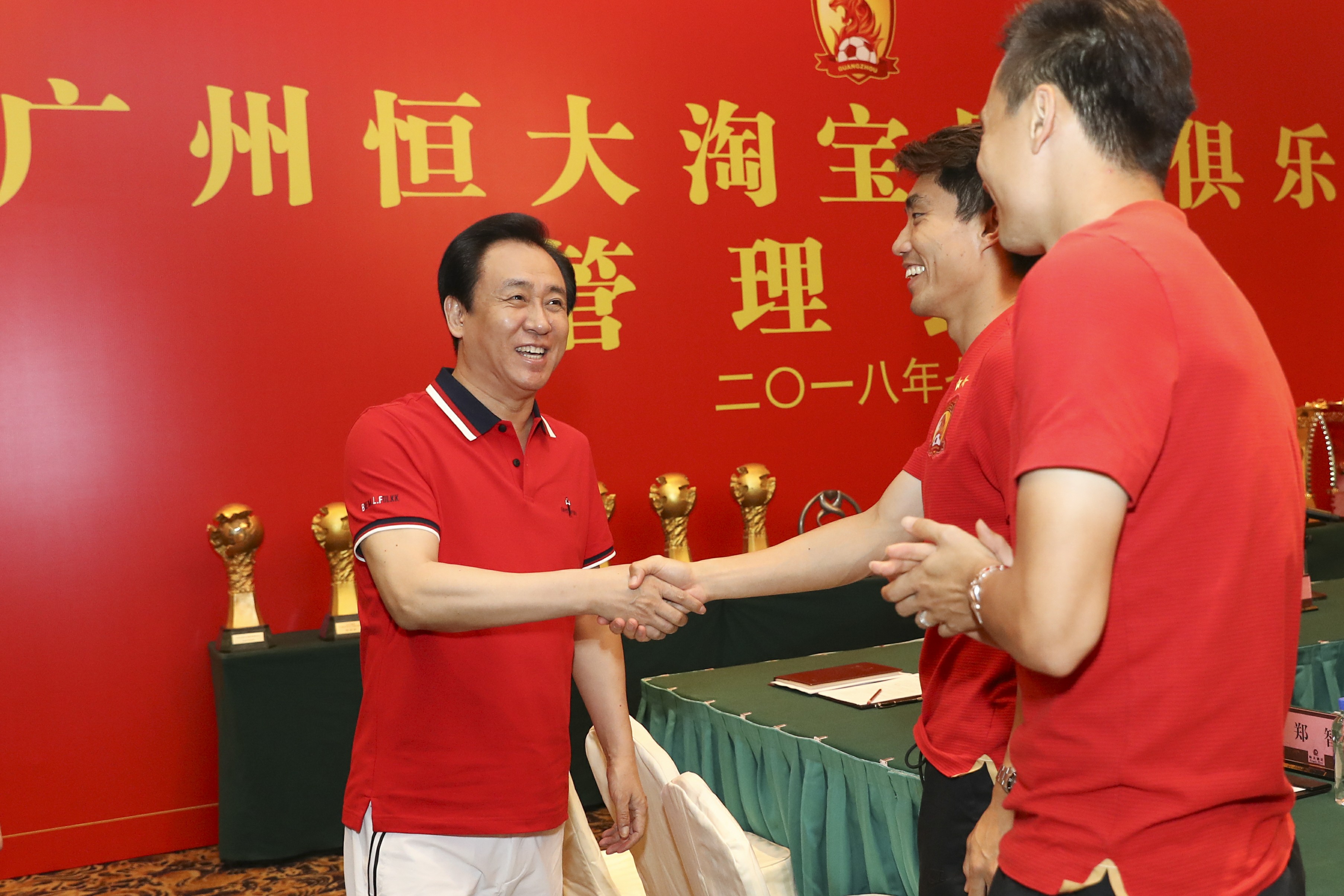 郑智加入广州恒大教练组了吗,郑智出任恒大助教郑智退役