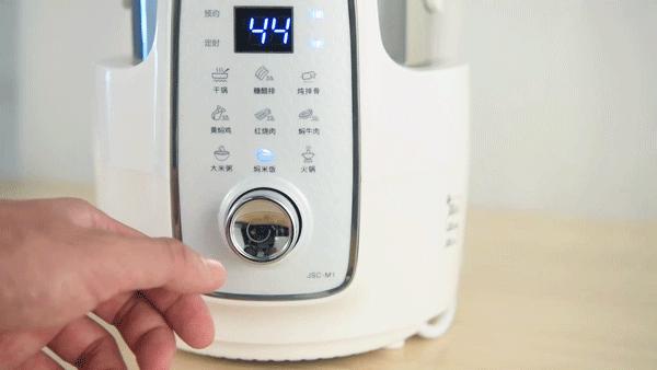 自己在家做科技美食,厨房黑科技45道中西大餐一键完成