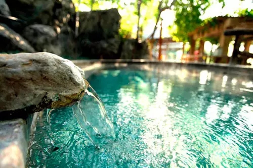 北京金隅凤山温泉度假村周边景点,金隅凤山温泉度假村附近滑雪