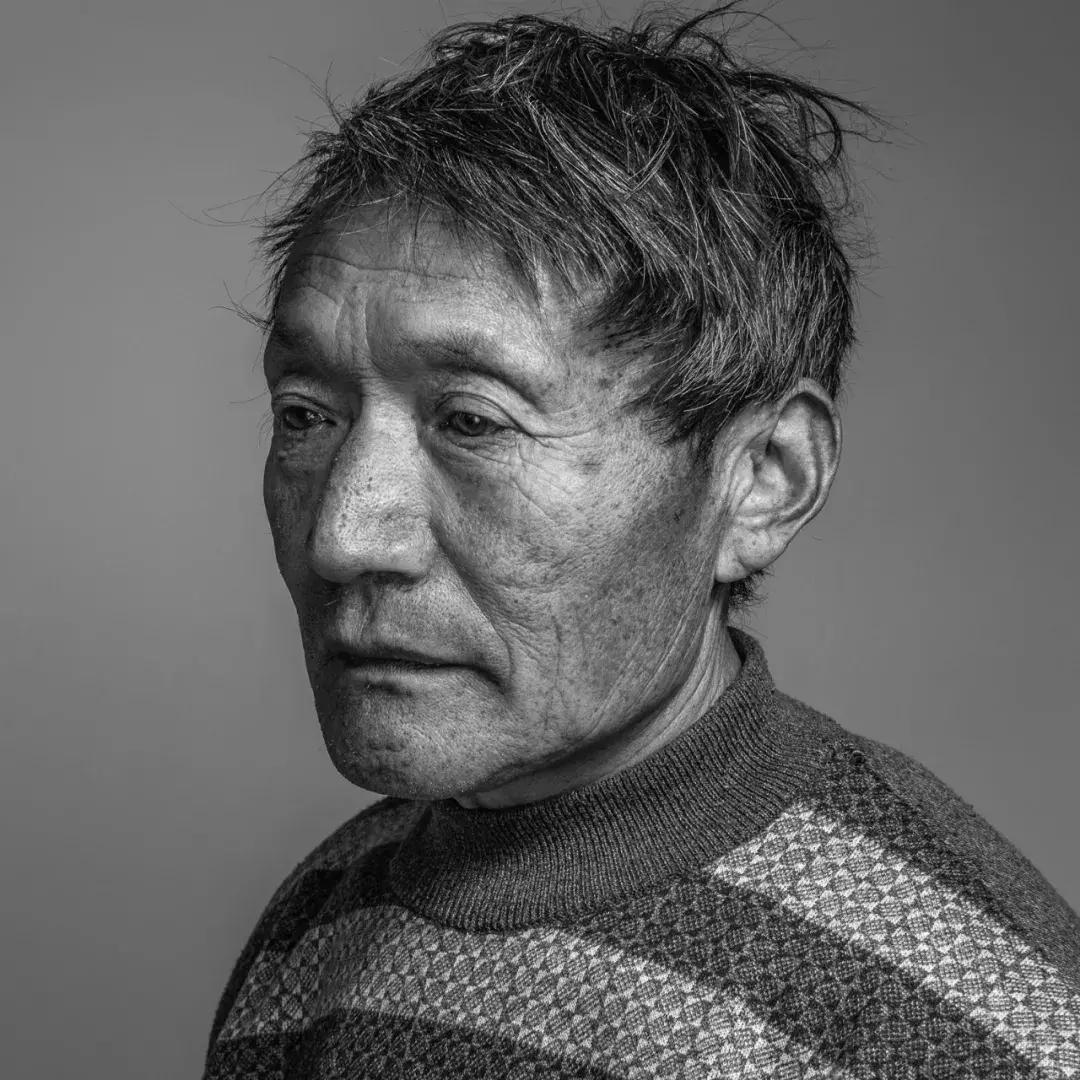 病房一堆人的真实照片,在医院病房的照片真实一点的