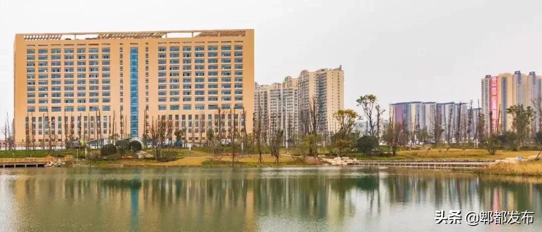 郫县人民医院搬迁了吗,郫都区人民医院搬迁了吗